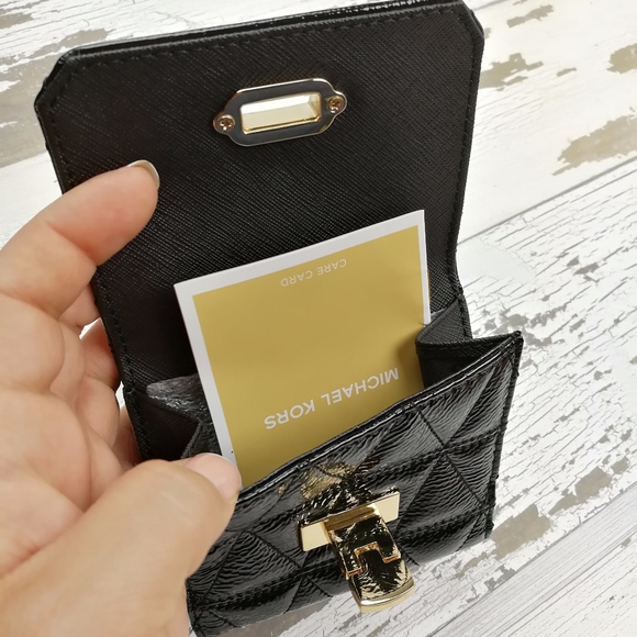 Michael Kors Wallet 'VIVIANNE" - Picture 4 of 8